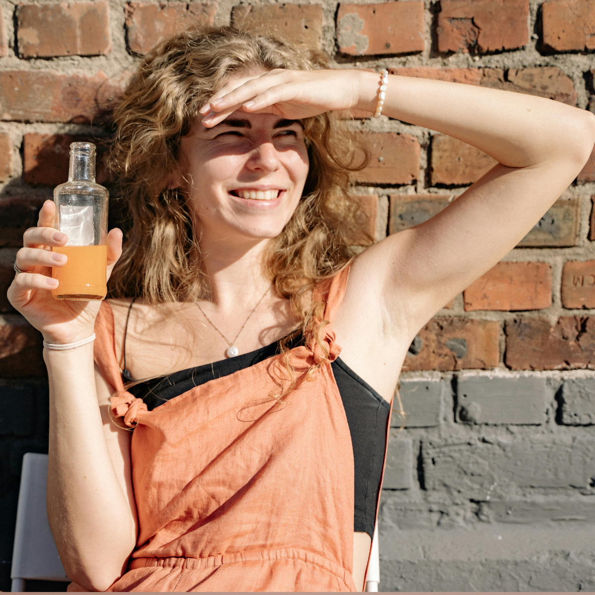 Beat the Heat and Keep Your Gut Thriving: Seasonal Transition Tips!